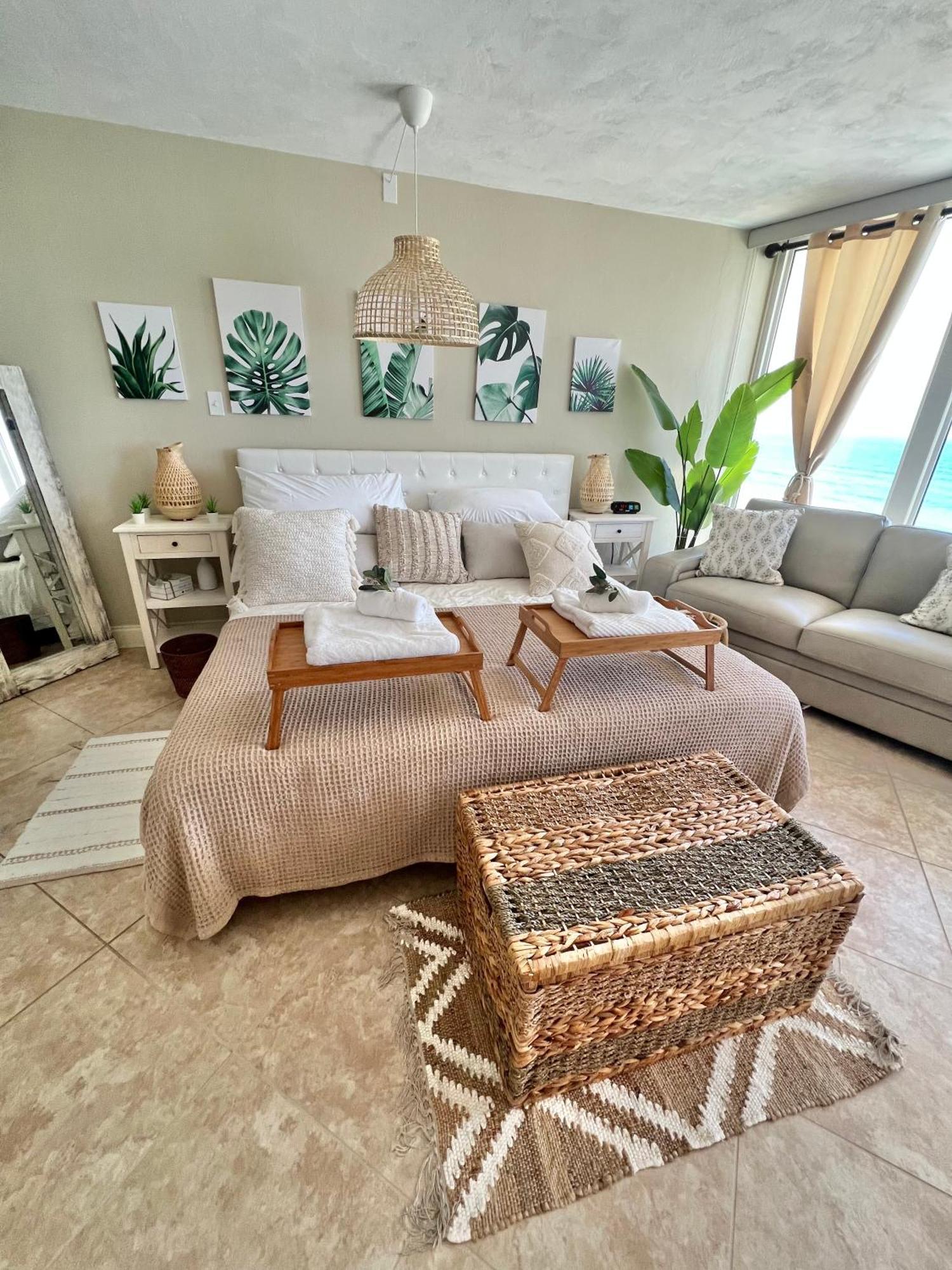 Beach Oasis 704 Lovely Daytona Ocean Front For 5 Sleeps Up To 12 Дейтона-Бич Экстерьер фото