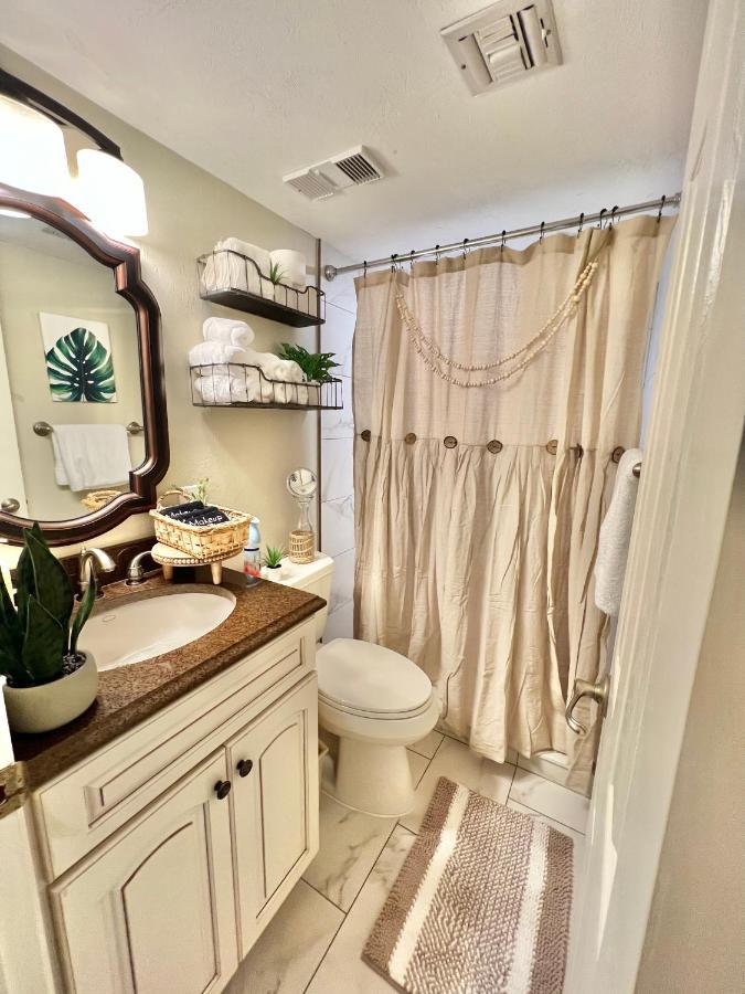 Beach Oasis 704 Lovely Daytona Ocean Front For 5 Sleeps Up To 12 Дейтона-Бич Экстерьер фото