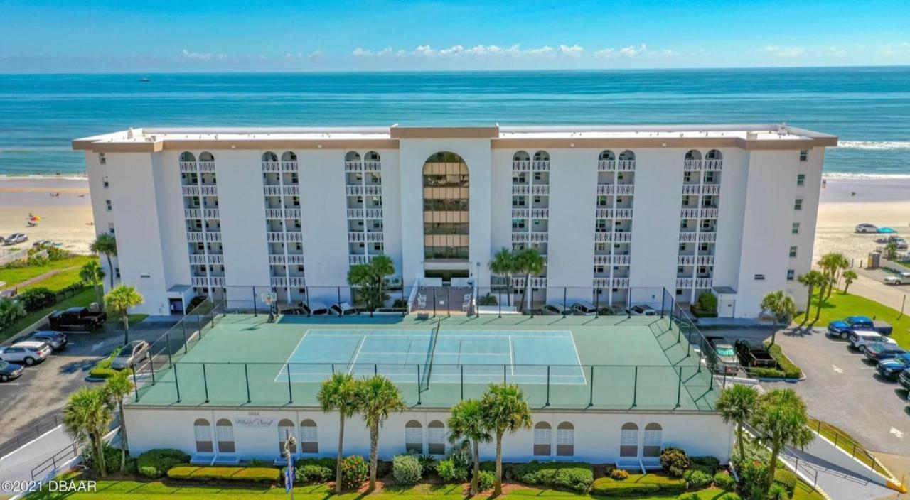 Beach Oasis 704 Lovely Daytona Ocean Front For 5 Sleeps Up To 12 Дейтона-Бич Экстерьер фото